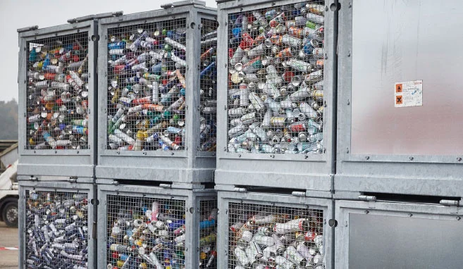 Crates for transporting aerosol cans