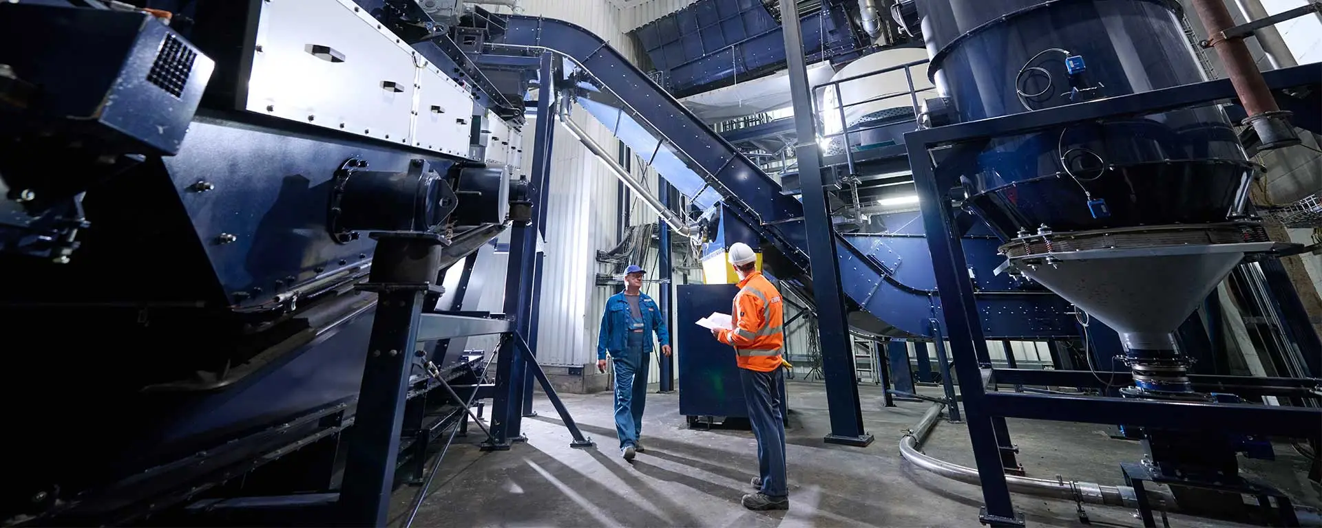 Mitarbeitende der REMONDIS in der EBS-Anlage in Bramsche