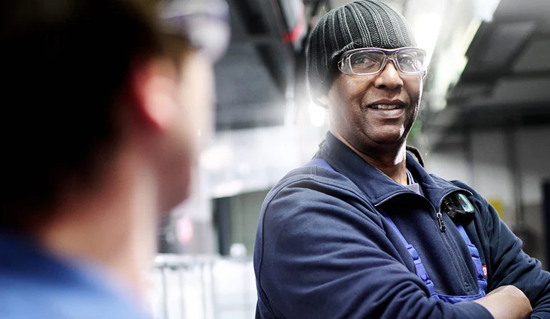 Sprechende Mitarbeiter REMONDIS Industrie Service 