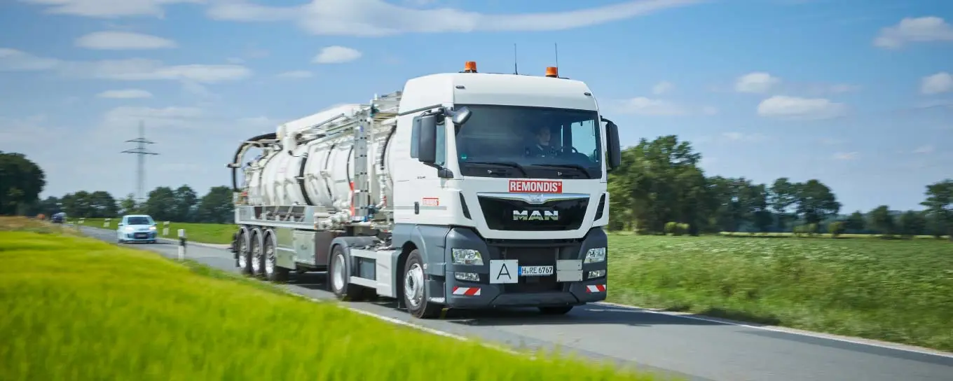 Specialist oil separator collection truck