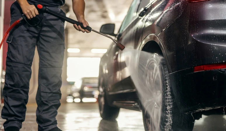 Waschanlagenservice bei der Autowäsche