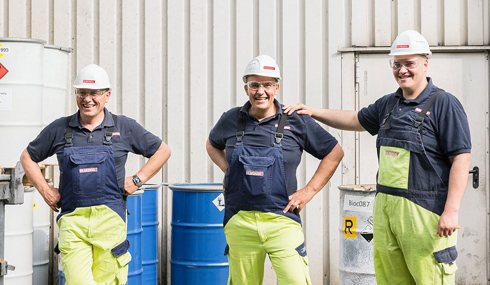 Employees at REMONDIS Industrie Service’s plant in Bramsche