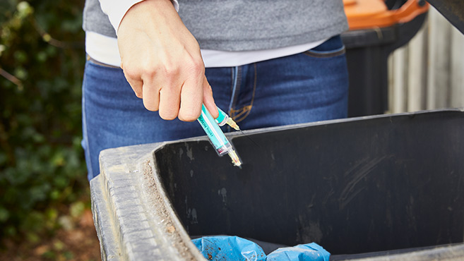 Spritzen im Hausmüll entsorgen