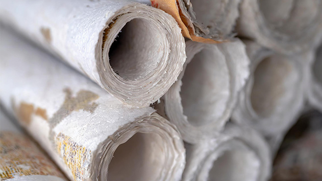 Tapetenreste im Sondermüll entsorgen